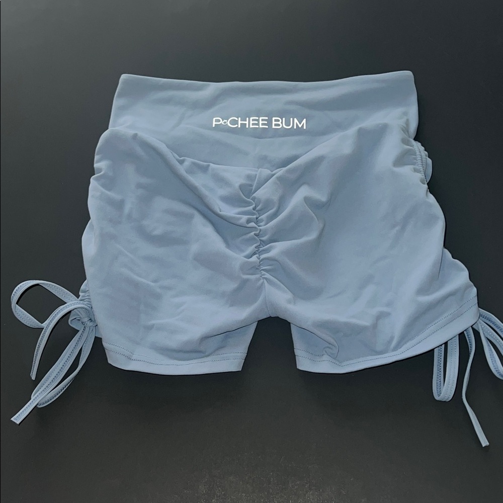 Pchee bum scrunch shorts